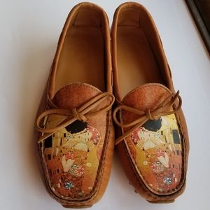 💥PRICE DROP💥ICON Wearable Art Loafers